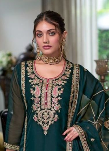 MOON - CATALOG # 55090 (SET OF 4 READYMADE SUITS)