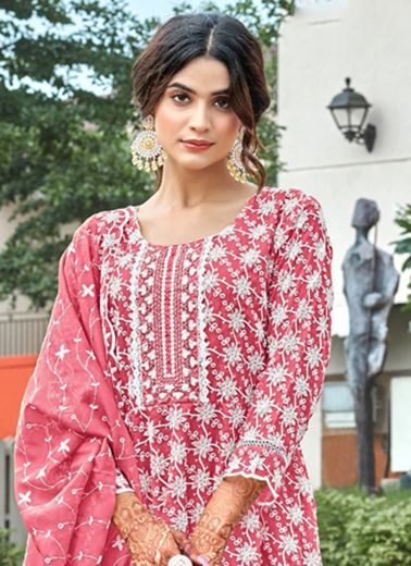 AKHENA - CATALOG # 55544 (SET OF 4 SIZE-SETS [READYMADE SUITS])