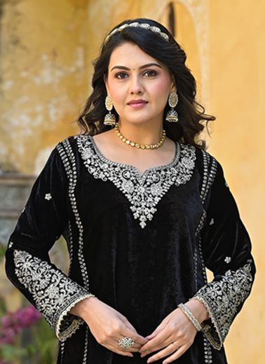 DHOTI VELVET - CATALOG # 55630 (SET OF 4 SIZE-SETS [READYMADE SUITS])