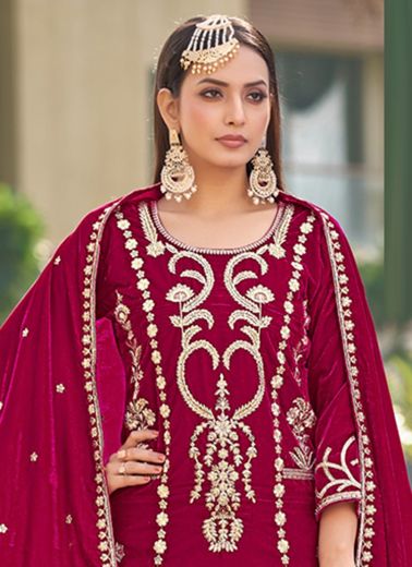 GURLEEN - CATALOG # 55756 (SET OF 4 SIZE-SETS [READYMADE SUITS])