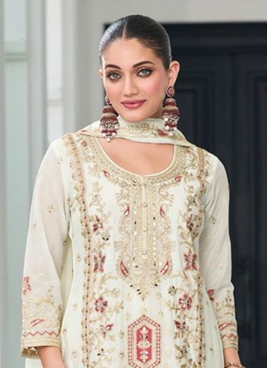CHARVEE - CATALOG # 56424 (SET OF 2 READYMADE SUITS)