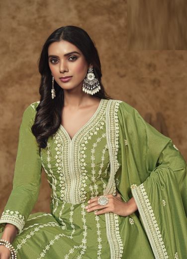 AANAYA 214 - CATALOG # 56713 (SET OF 4 READYMADE GOWNS)
