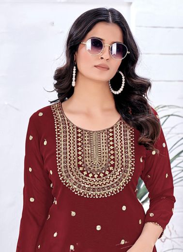 GOLD BEAUTY - Catalog # 57237 (Set of 6 Readymade Women's Kurtis / Tops) by Brand STROLLAY ®