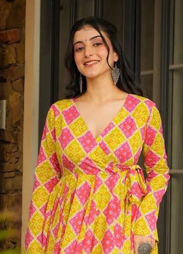 VYOMA 2 - Catalog # 59393 (Set of 4 Tops With Bottoms) by Brand DESI MUSE