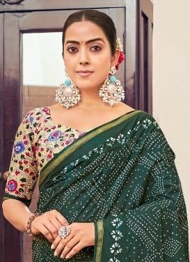 SUMMER LOOMS - Catalog # 62574 (Set of 10 Sarees) by Jagraasa