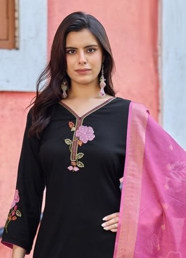 RADHA-RANI - Catalog # 67436 (Set of 4 Readymade Salwar Suits)