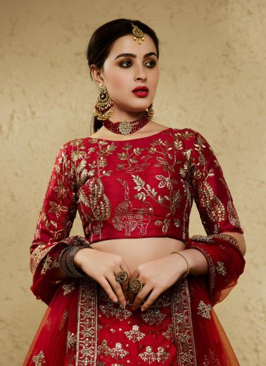 INTERACTIVE - Catalog # 67637 (Set of 6 Semi-Stitched Lehengas)