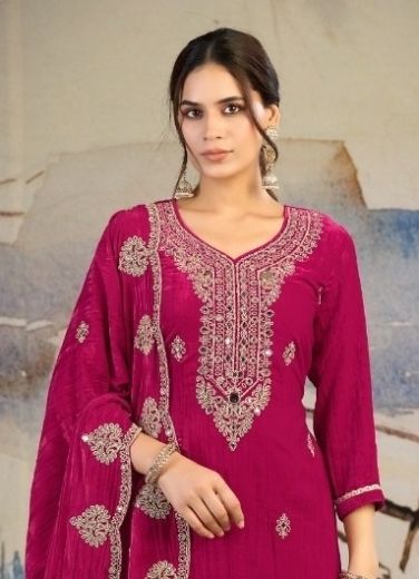 RAIMA VELVET - Catalog # 67678 (Set of 4 Semi-Stitched / Un-Stitched Suits)