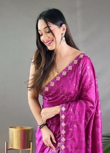 FINNACLE - Catalog # 67789 (Set of 4 Sarees)