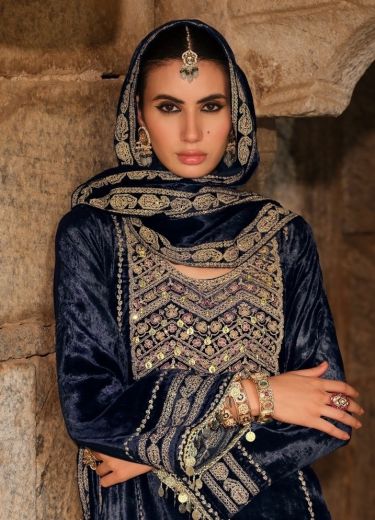 GUNJAN - Catalog # 67823 (Set of 6 Semi-Stitched / Un-Stitched Suits)