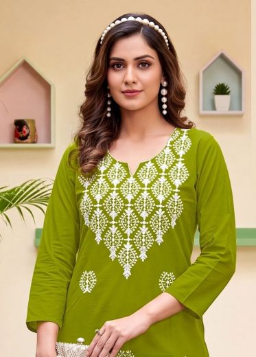 LUCKNOWI 3 - Catalog # 67834 (Set of 6 Tops With Bottoms)