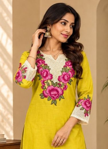 CROCHET FLOWER - Catalog # 67965 (Set of 3 Tops With Bottoms)