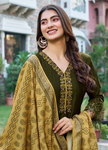 BARSAAT - Catalog # 68061 (Set of 4 Readymade Salwar Suits)