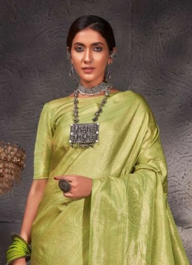 WELCOME BANARAS - Catalog # 68118 (Set of 6 Sarees)