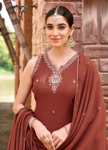 SLEEVELESS BEAUTY - Catalog # 68132 (Set of 8 SIZE-SETS [Readymade Salwar Suits])