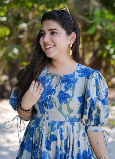 CALVIN - Catalog # 68156 (Set of 6 Readymade Women's Kurtis / Tops)
