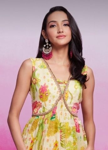 SAMURAI - Catalog # 68262 (Set of 5 Readymade Women's Kurtis / Tops)