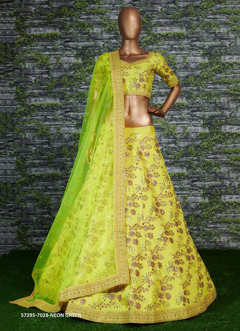 BOLLYWOOD INSPIRED VIBRANT LEHENGAS - Catalog # 57295 (Set of 6 Semi-Stitched Lehengas) by Brand STROLLAY ® BOLLYWOOD INSPIRED VIBRANT LEHENGAS - Catalog # 57295 (Set of 6 Semi-Stitched Lehengas) by Brand STROLLAY ®