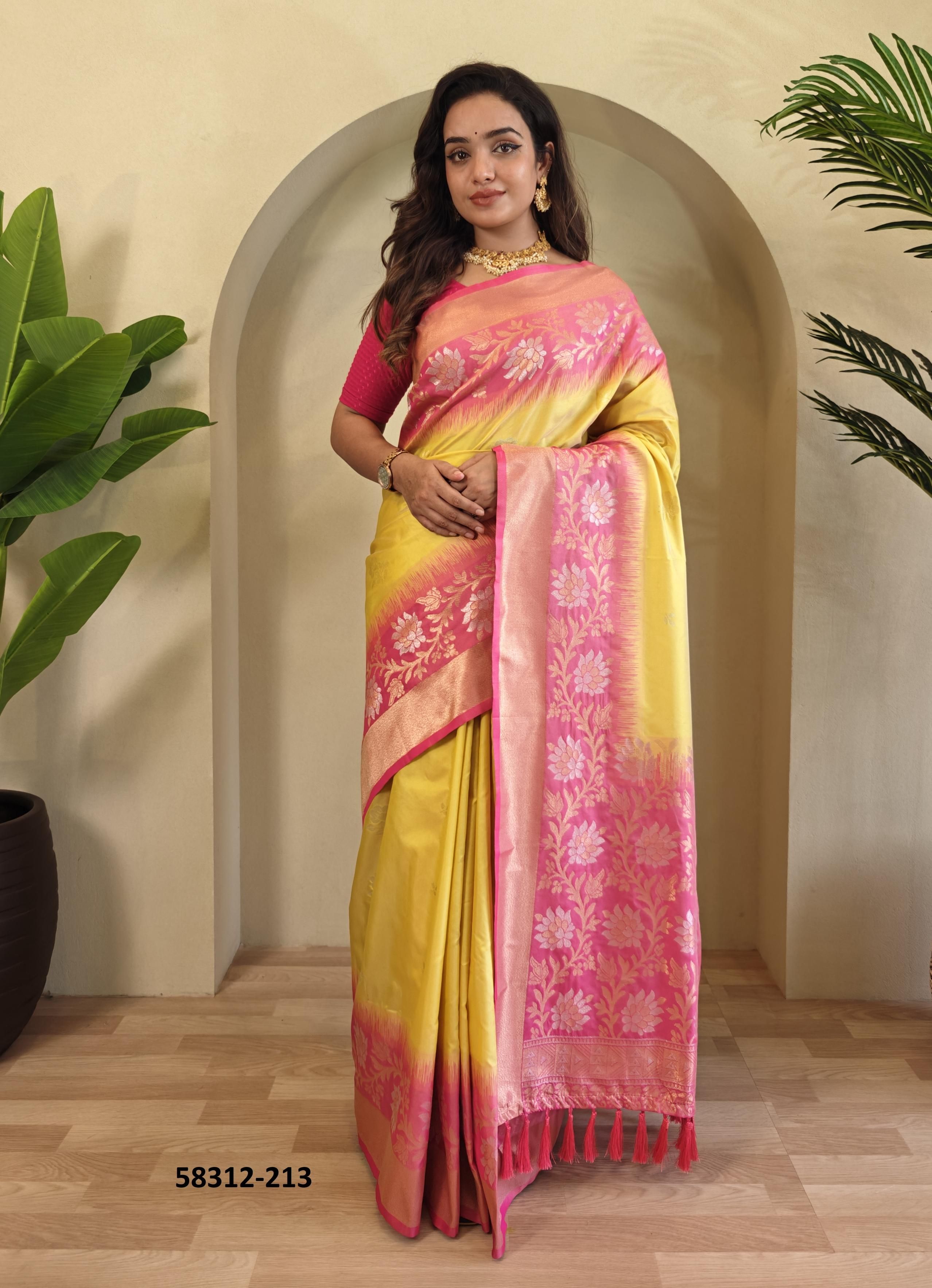 FULPATI - Catalog # 58312 (Set of 15 Sarees) by Brand STROLLAY ® FULPATI - Catalog # 58312 (Set of 15 Sarees) by Brand STROLLAY ®