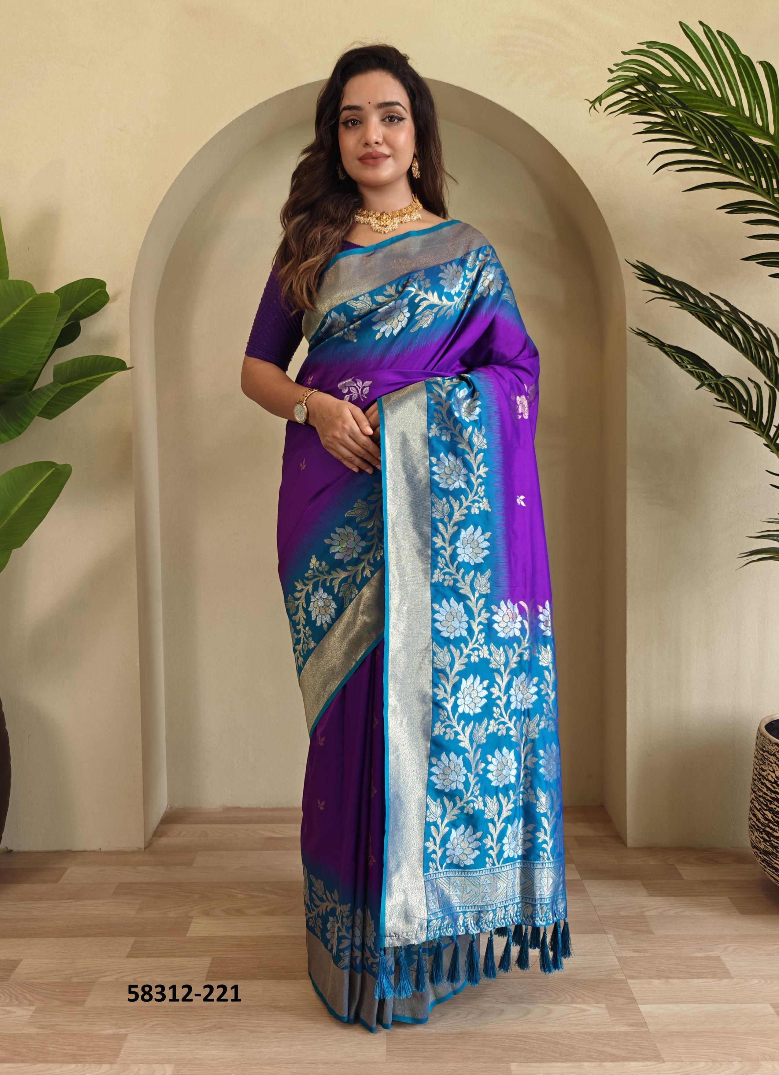 FULPATI - Catalog # 58312 (Set of 15 Sarees) by Brand STROLLAY ® FULPATI - Catalog # 58312 (Set of 15 Sarees) by Brand STROLLAY ®