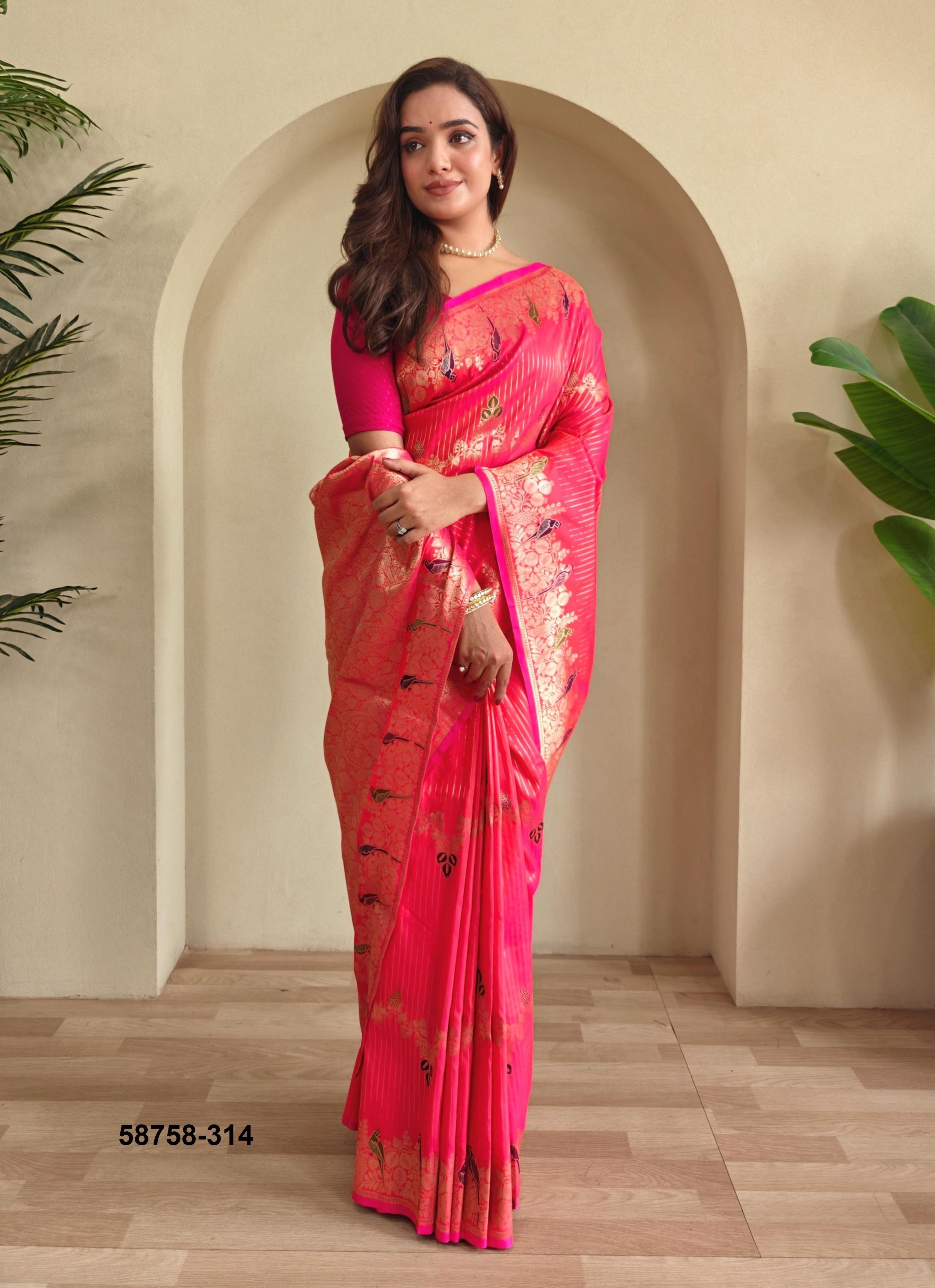 AANVI - Catalog # 58758 (Set of 6 Sarees) by Brand DESI MUSE AANVI - Catalog # 58758 (Set of 6 Sarees) by Brand DESI MUSE