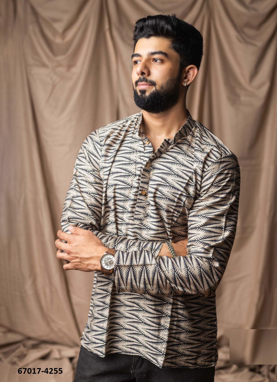 MEN'S SHORT KURTA - Catalog # 67017 (Set of 19 Men's Ethnic Wear) MEN'S SHORT KURTA - Catalog # 67017 (Set of 19 Men's Ethnic Wear)