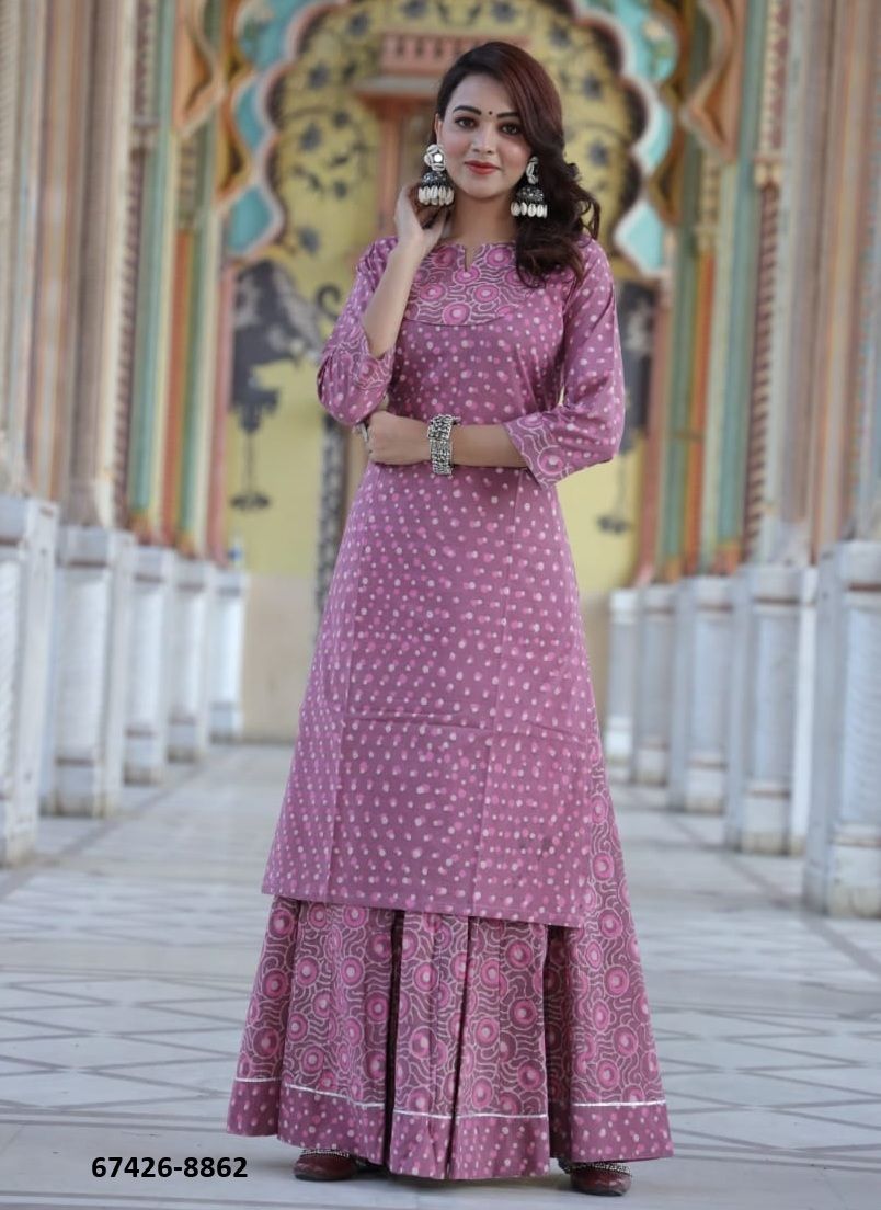 BAGRU HAND PRINTED KURTA WITH SKIRT - Catalog # 67426 (Set of 16 Tops With Bottoms) BAGRU HAND PRINTED KURTA WITH SKIRT - Catalog # 67426 (Set of 16 Tops With Bottoms)