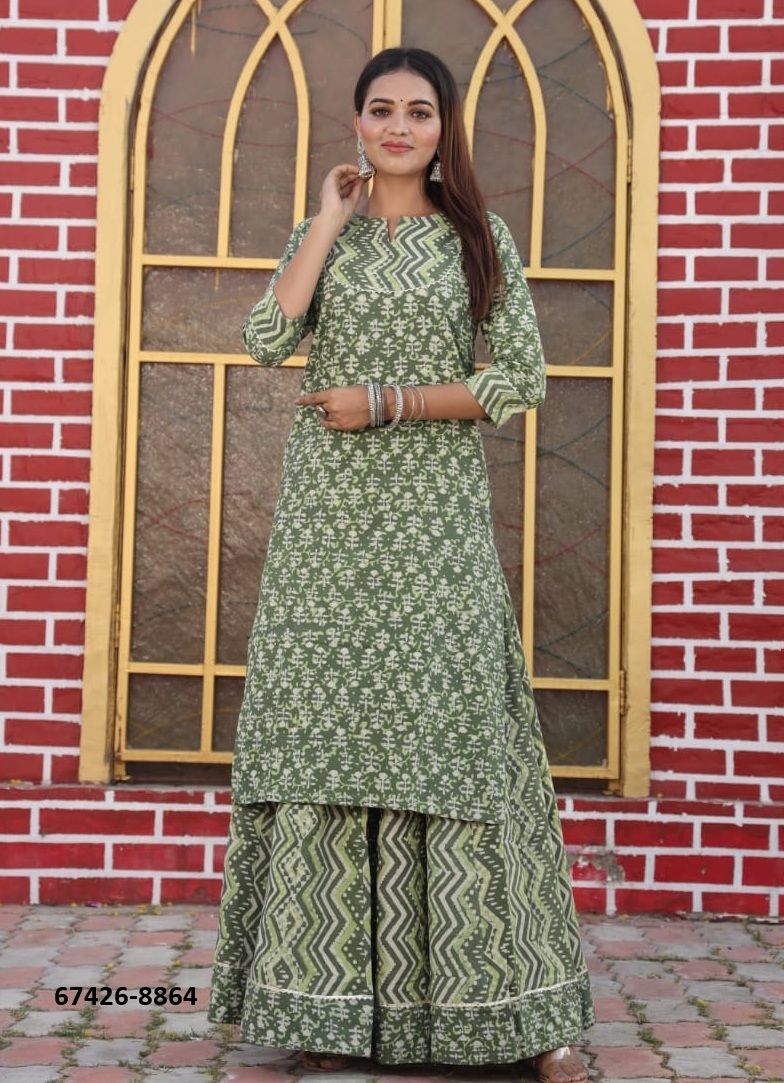 BAGRU HAND PRINTED KURTA WITH SKIRT - Catalog # 67426 (Set of 16 Tops With Bottoms) BAGRU HAND PRINTED KURTA WITH SKIRT - Catalog # 67426 (Set of 16 Tops With Bottoms)