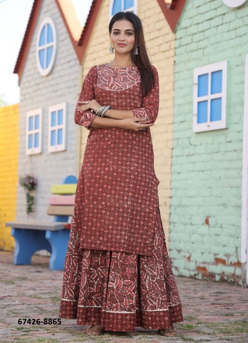 BAGRU HAND PRINTED KURTA WITH SKIRT - Catalog # 67426 (Set of 16 Tops With Bottoms) BAGRU HAND PRINTED KURTA WITH SKIRT - Catalog # 67426 (Set of 16 Tops With Bottoms)