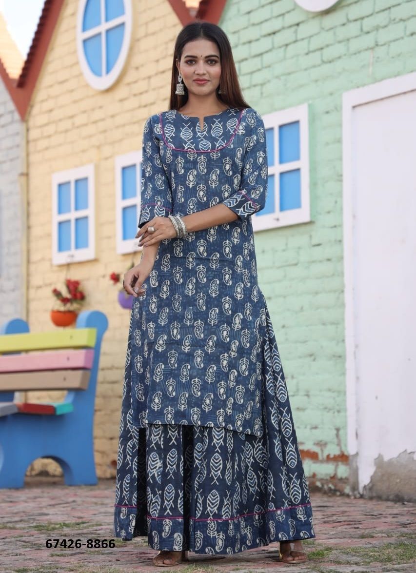 BAGRU HAND PRINTED KURTA WITH SKIRT - Catalog # 67426 (Set of 16 Tops With Bottoms) BAGRU HAND PRINTED KURTA WITH SKIRT - Catalog # 67426 (Set of 16 Tops With Bottoms)
