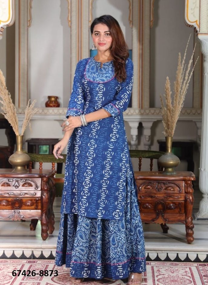 BAGRU HAND PRINTED KURTA WITH SKIRT - Catalog # 67426 (Set of 16 Tops With Bottoms) BAGRU HAND PRINTED KURTA WITH SKIRT - Catalog # 67426 (Set of 16 Tops With Bottoms)