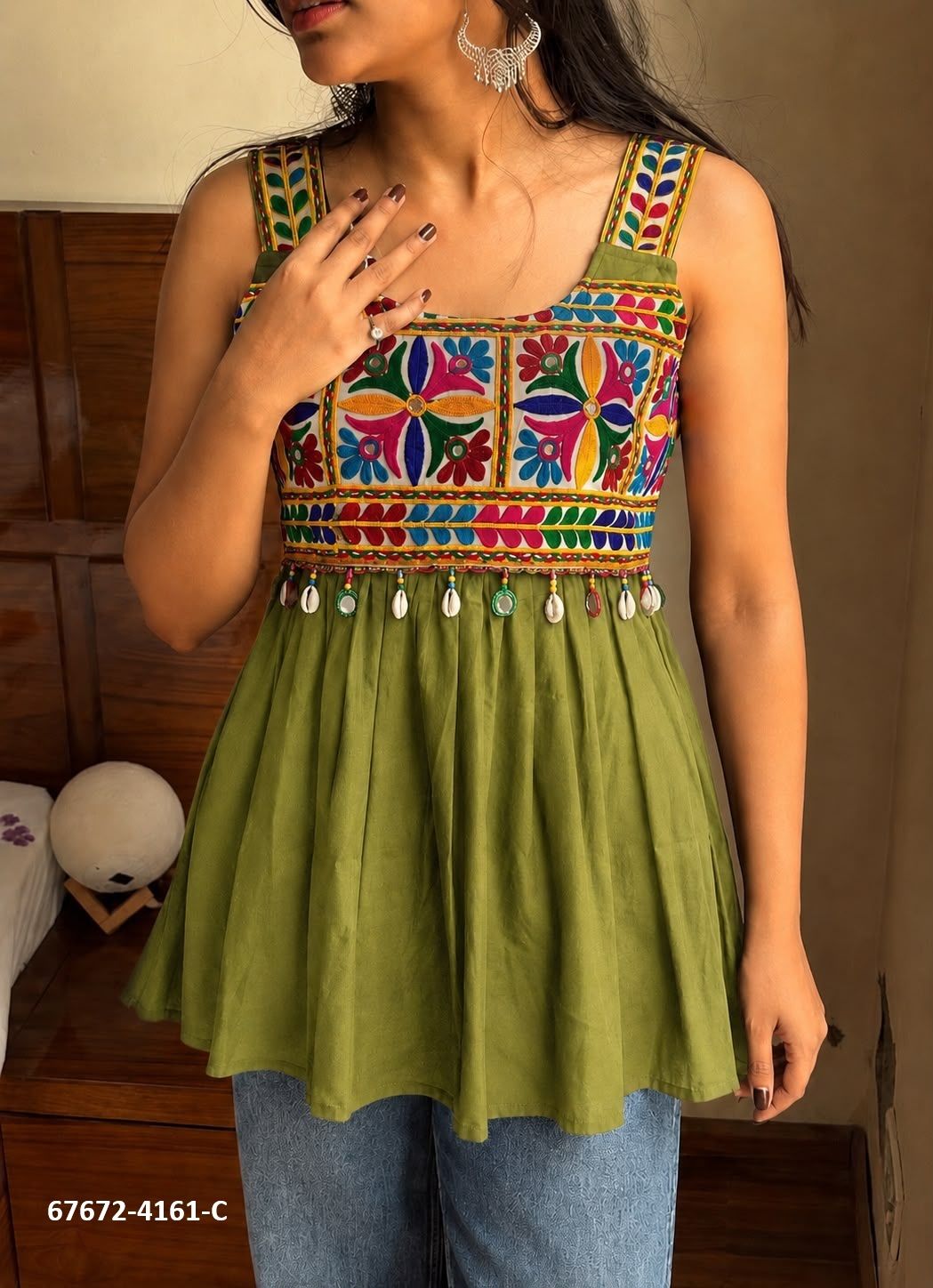 SPAGHETTI NAVRATRI - Catalog # 67672 (Set of 5 Readymade Women's Kurtis / Tops) SPAGHETTI NAVRATRI - Catalog # 67672 (Set of 5 Readymade Women's Kurtis / Tops)