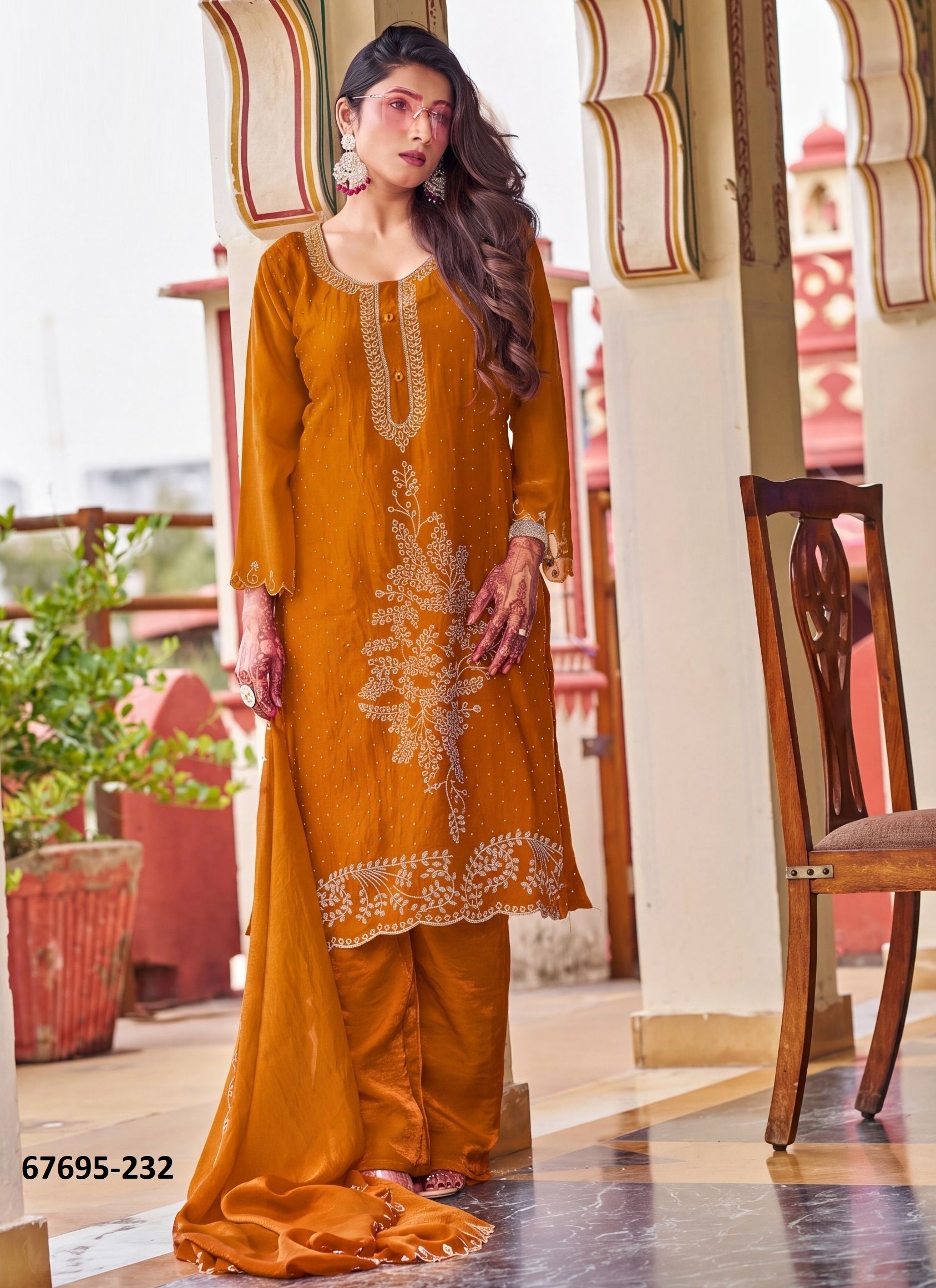 ANANTA - Catalog # 67695 (Set of 4 SIZE-SETS [Readymade Salwar Suits])