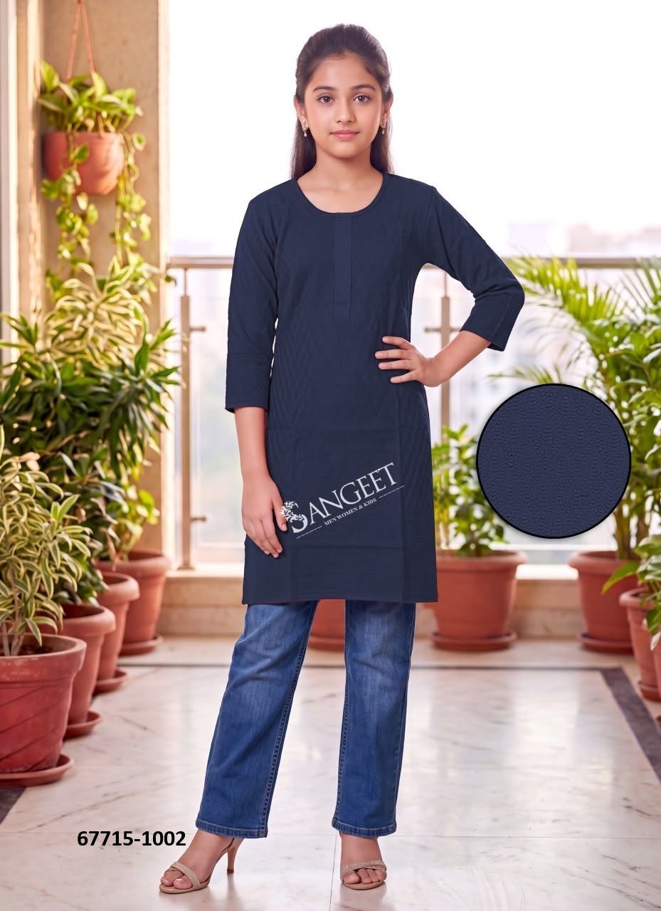 CHIKANKARI GIRLS KURTI - Catalog # 67715 (Set of 10 Readymade Women's Kurtis / Tops) CHIKANKARI GIRLS KURTI - Catalog # 67715 (Set of 10 Readymade Women's Kurtis / Tops)
