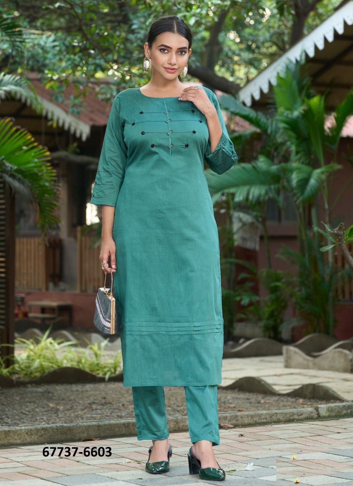 JAIVEER - Catalog # 67737 (Set of 5 Readymade Women's Kurtis / Tops) JAIVEER - Catalog # 67737 (Set of 5 Readymade Women's Kurtis / Tops)