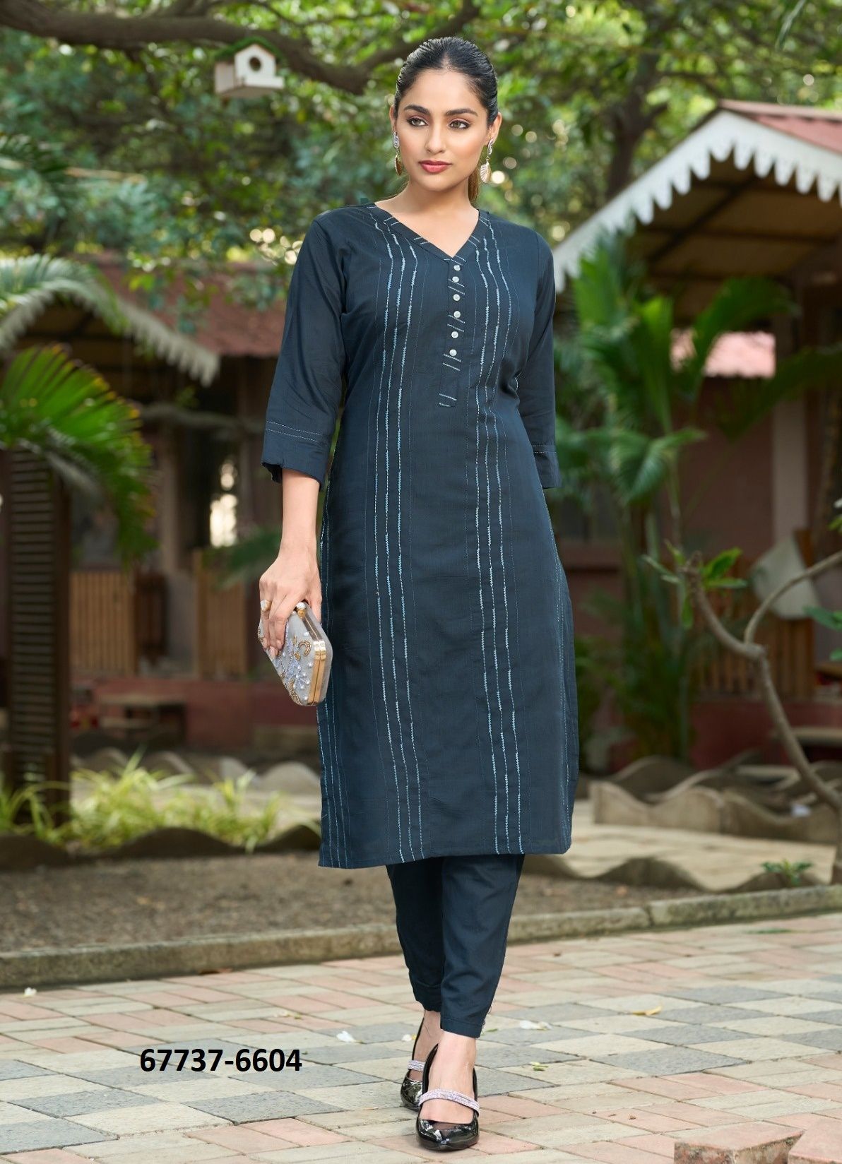 JAIVEER - Catalog # 67737 (Set of 5 Readymade Women's Kurtis / Tops) JAIVEER - Catalog # 67737 (Set of 5 Readymade Women's Kurtis / Tops)