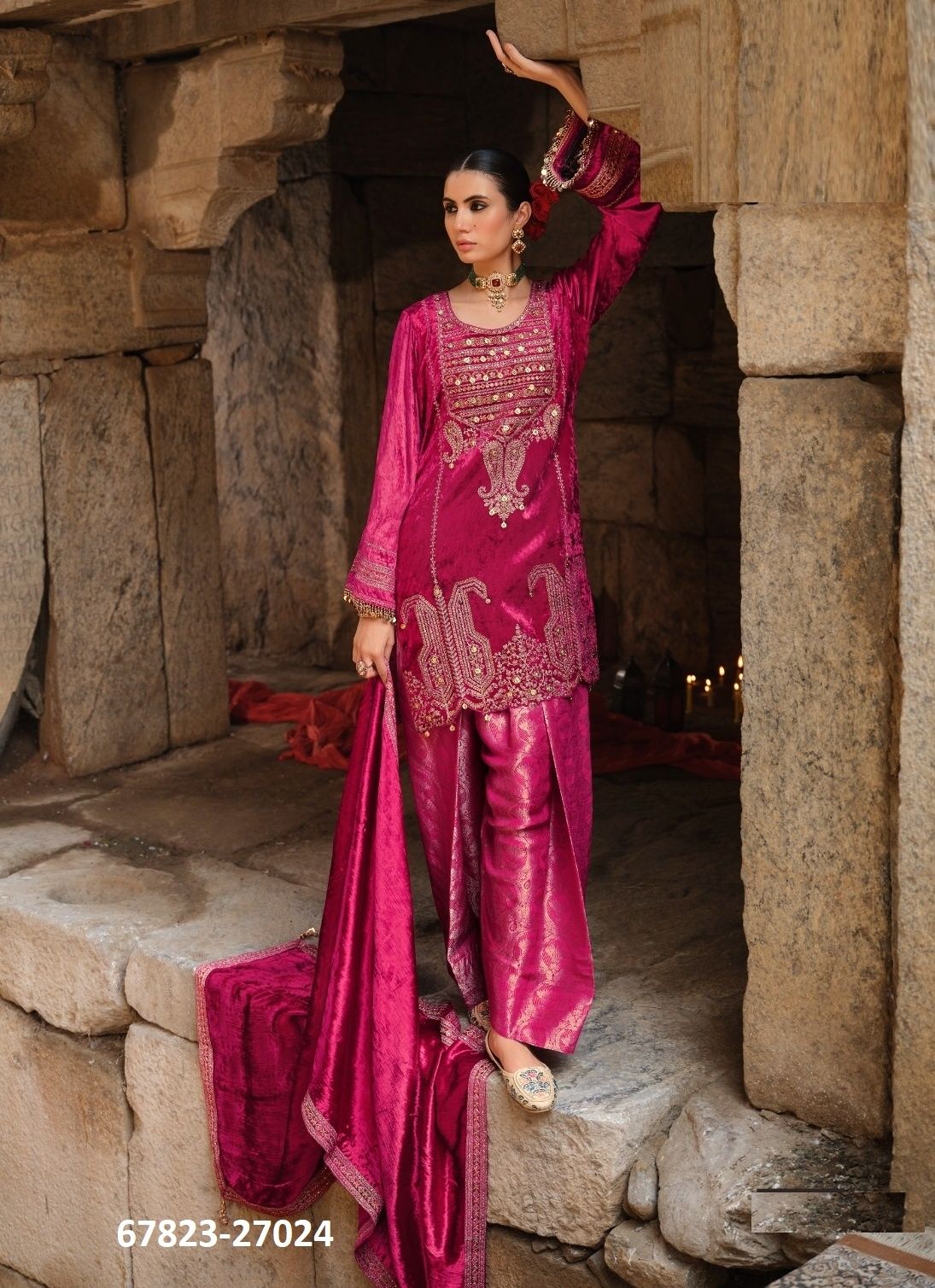 GUNJAN - Catalog # 67823 (Set of 6 Semi-Stitched / Un-Stitched Suits) GUNJAN - Catalog # 67823 (Set of 6 Semi-Stitched / Un-Stitched Suits)