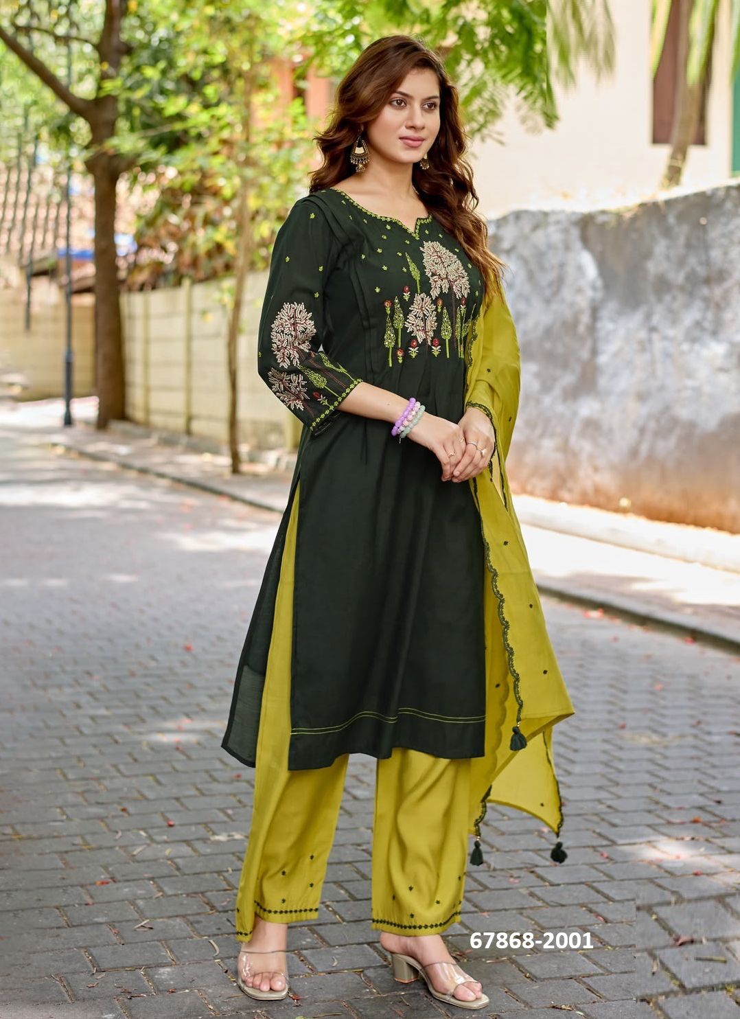 RAJNI - Catalog # 67868 (Set of 6 Readymade Salwar Suits) RAJNI - Catalog # 67868 (Set of 6 Readymade Salwar Suits)