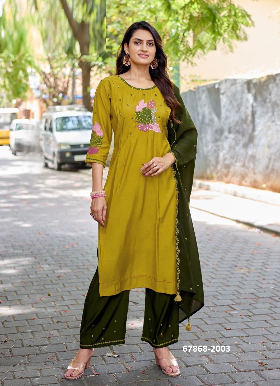 RAJNI - Catalog # 67868 (Set of 6 Readymade Salwar Suits) RAJNI - Catalog # 67868 (Set of 6 Readymade Salwar Suits)
