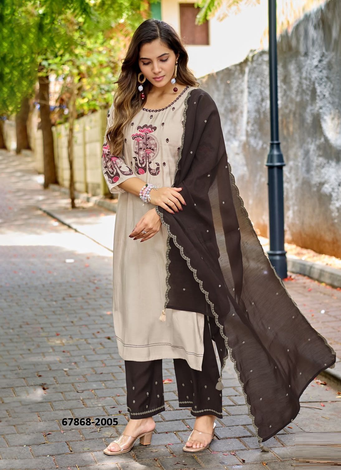 RAJNI - Catalog # 67868 (Set of 6 Readymade Salwar Suits) RAJNI - Catalog # 67868 (Set of 6 Readymade Salwar Suits)