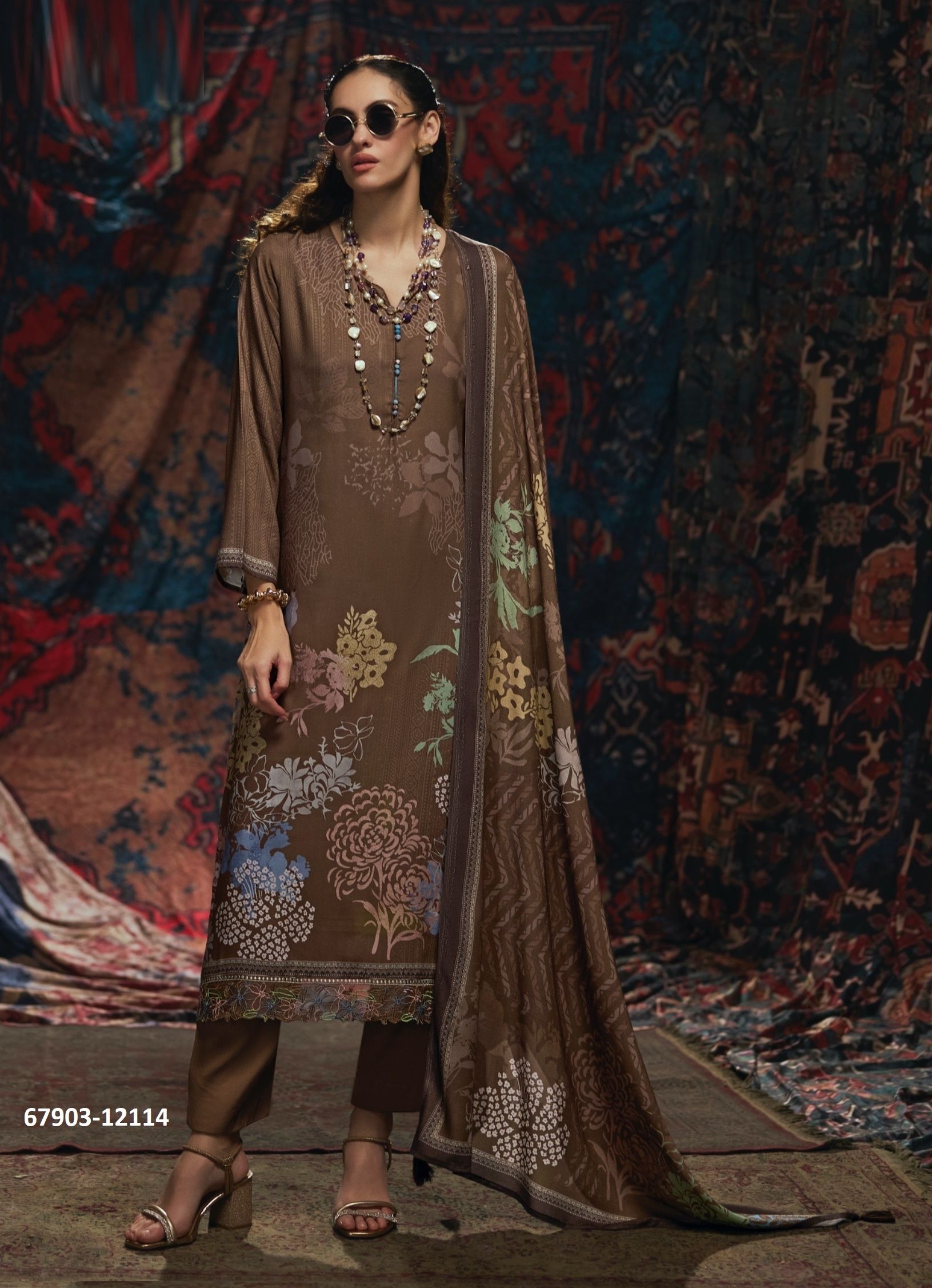 DOOR DARSHAN - Catalog # 67903 (Set of 6 Semi-Stitched / Un-Stitched Suits) DOOR DARSHAN - Catalog # 67903 (Set of 6 Semi-Stitched / Un-Stitched Suits)