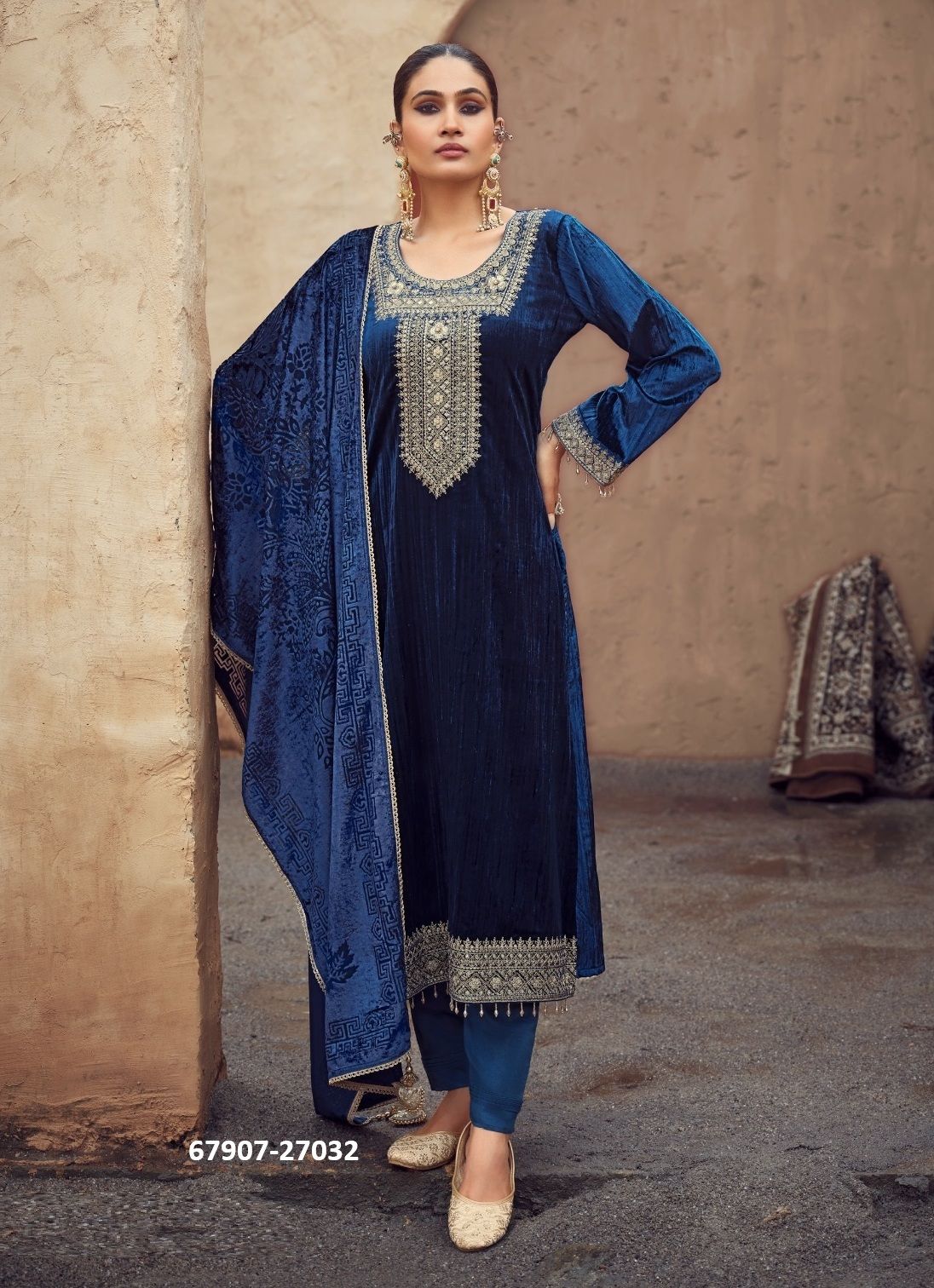 ISTANBUL - Catalog # 67907 (Set of 4 Semi-Stitched / Un-Stitched Suits) ISTANBUL - Catalog # 67907 (Set of 4 Semi-Stitched / Un-Stitched Suits)