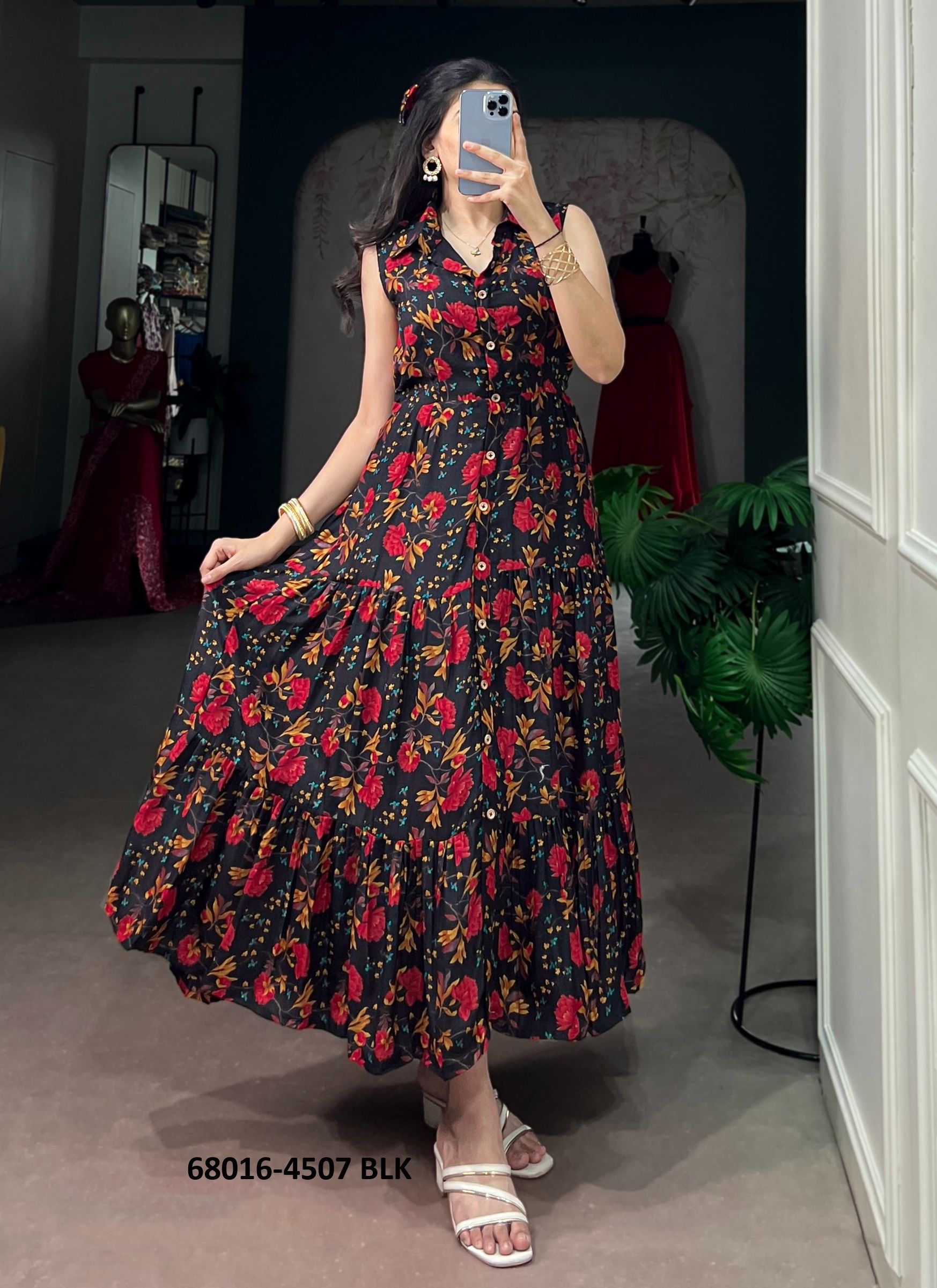 MUSLIN FLORAL - Catalog # 68016 (Set of 4 Readymade Women's Kurtis / Tops) MUSLIN FLORAL - Catalog # 68016 (Set of 4 Readymade Women's Kurtis / Tops)