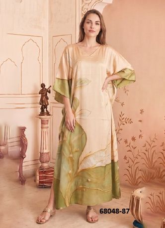 JAPAN BREEZE - Catalog # 68048 (Set of 8 Kaftans / Ponchos) JAPAN BREEZE - Catalog # 68048 (Set of 8 Kaftans / Ponchos)
