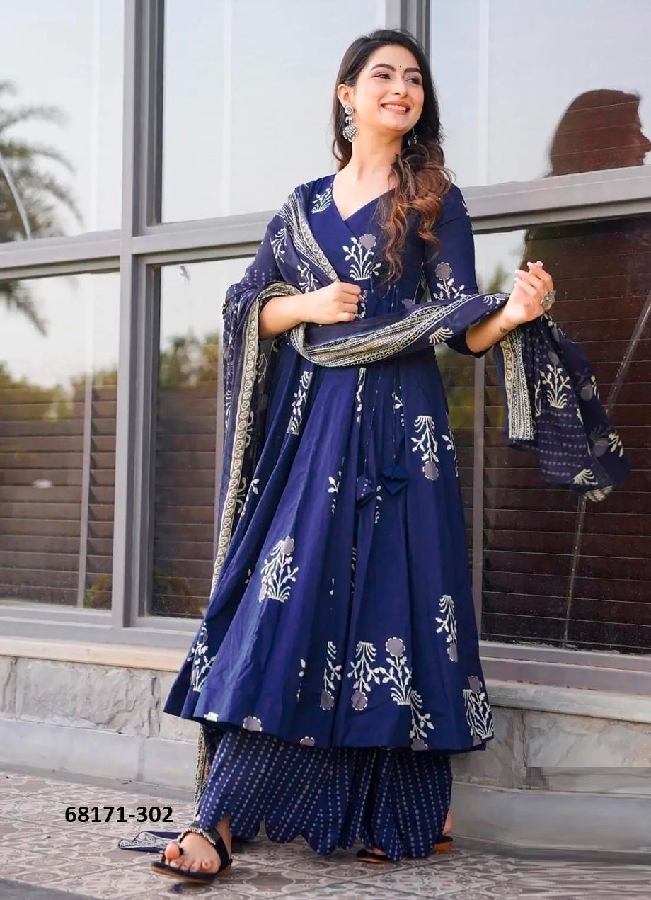 CLASSIC MUSLIN - Catalog # 68171 (Set of 8 Readymade Salwar Suits)