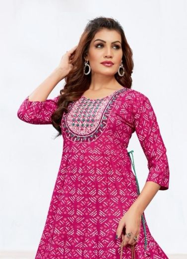 SARFARAZ 15 - CATALOG # 50020 (SET OF 6 READYMADE KURTIS)