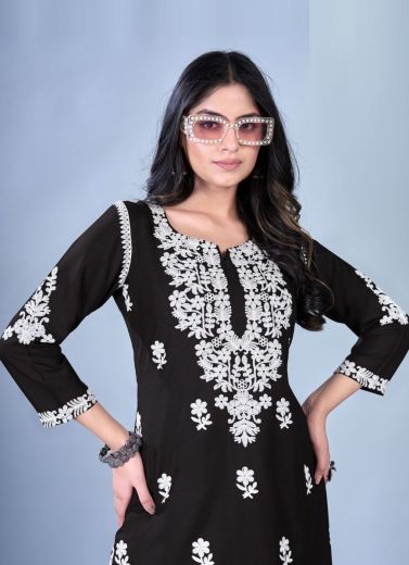SUNBURN 2024 - CATALOG # 51533 (SET OF 8 TOPS WITH BOTTOM)