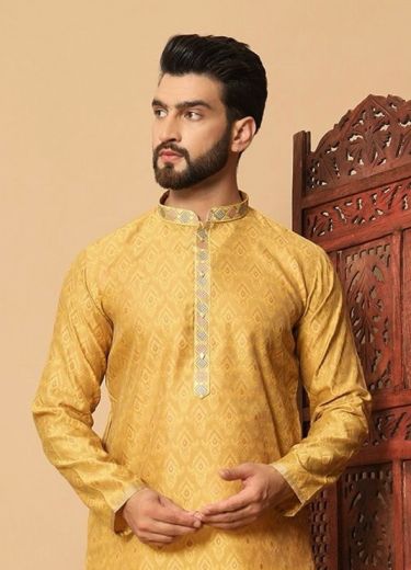 VOLUME 131 - CATALOG # 52994 (SET OF 3 MEN'S WEAR)
