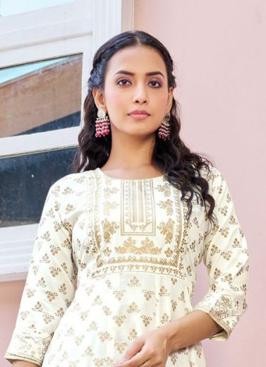WOMANIYA 25 - CATALOG # 53552 (SET OF 8 READYMADE KURTIS)