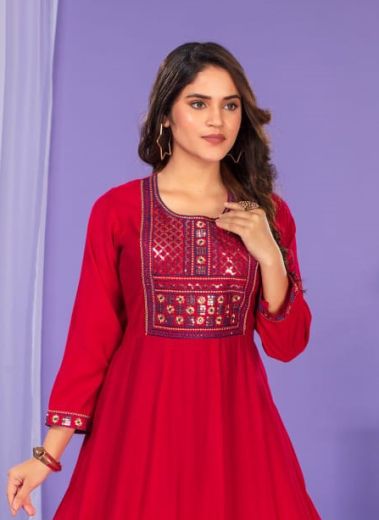 RAMANI - CATALOG # 53780 (SET OF 5 READYMADE KURTIS)